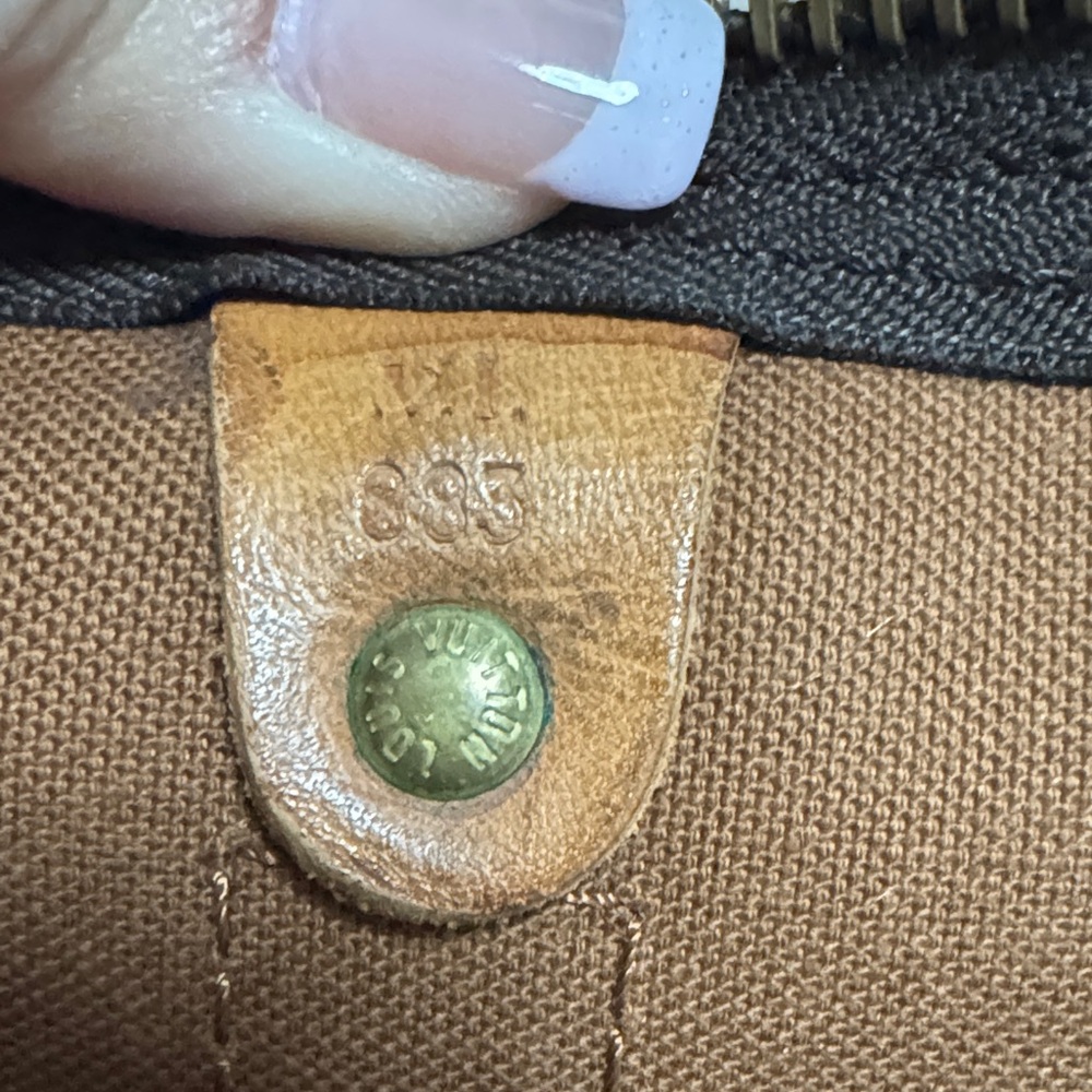 Authentic Louis Vuitton Keepall Monogram Duffel B… - image 7